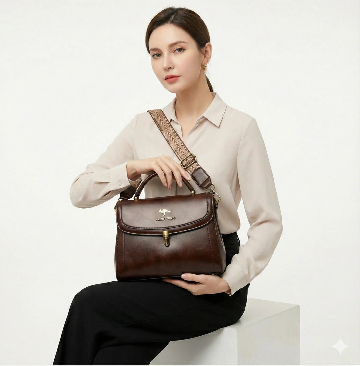 Leather Bag - Venis
